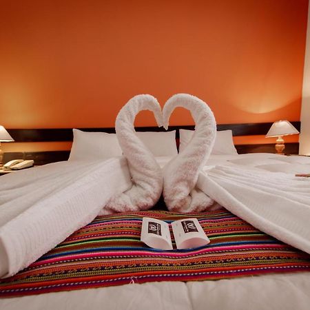 Carlos V Hotel Cusco Bagian luar foto