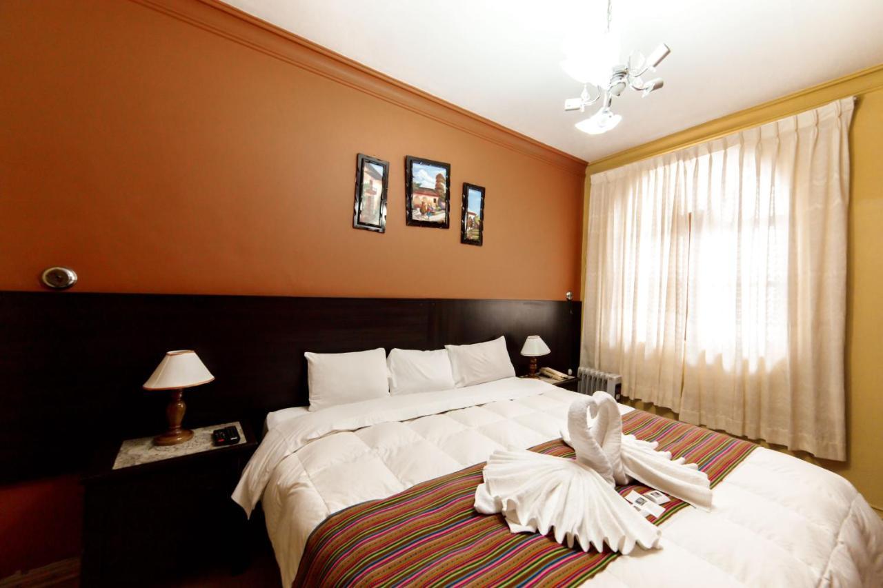 Carlos V Hotel Cusco Bagian luar foto