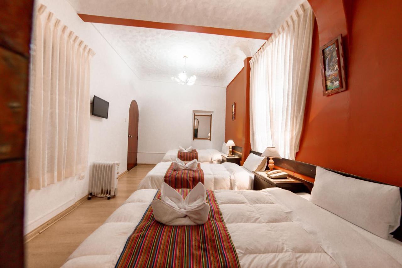 Carlos V Hotel Cusco Bagian luar foto