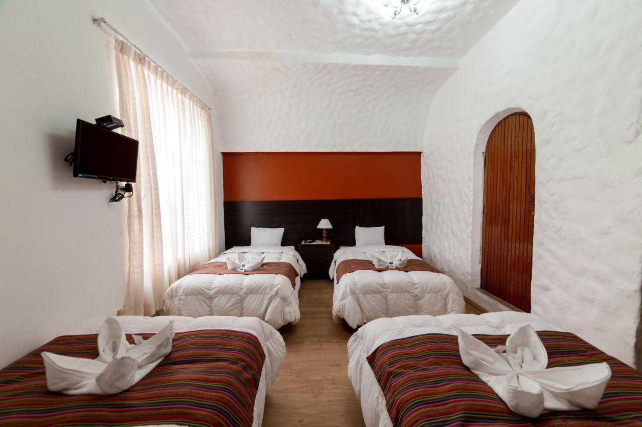 Carlos V Hotel Cusco Bagian luar foto