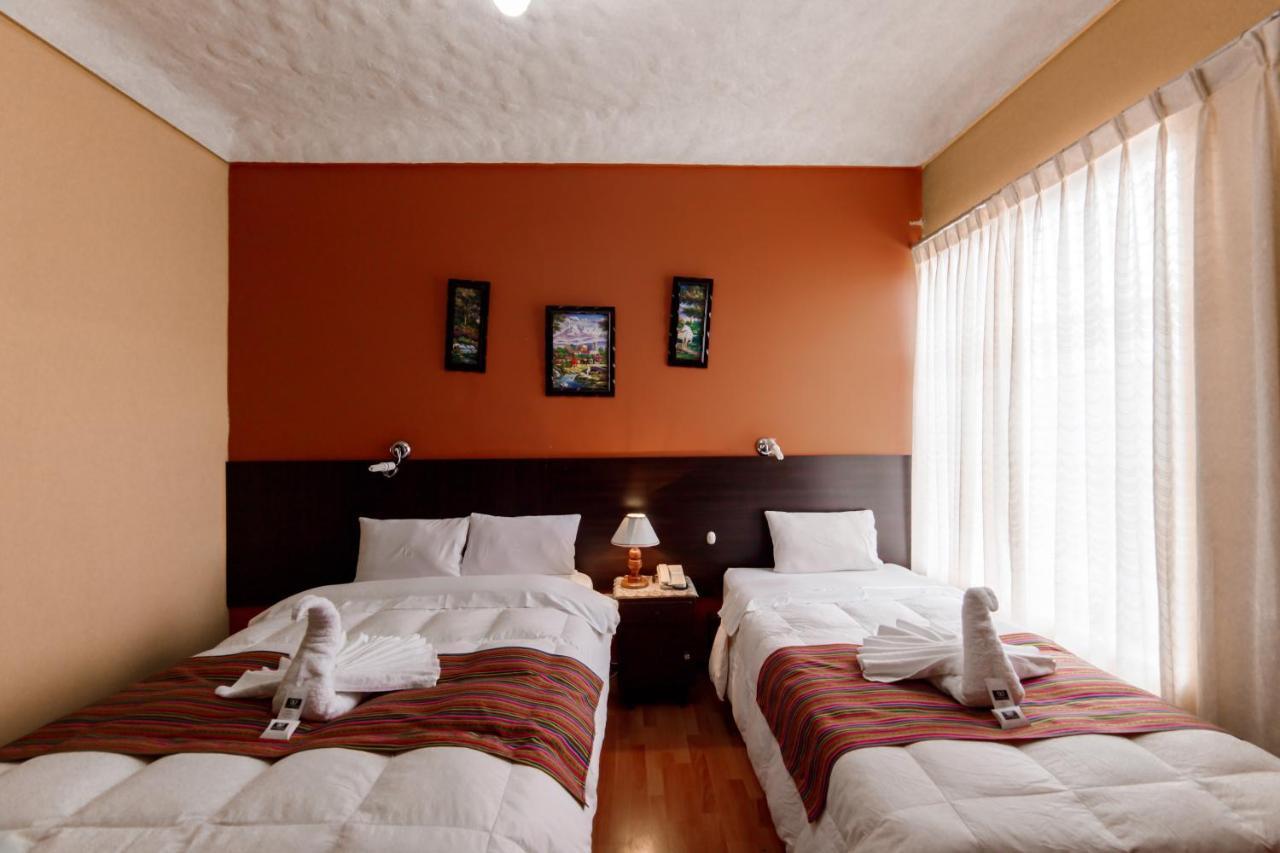Carlos V Hotel Cusco Bagian luar foto